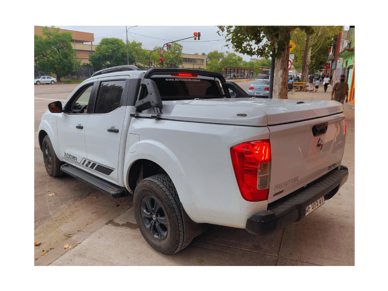 Tapa Retráctil Nissan Frontier