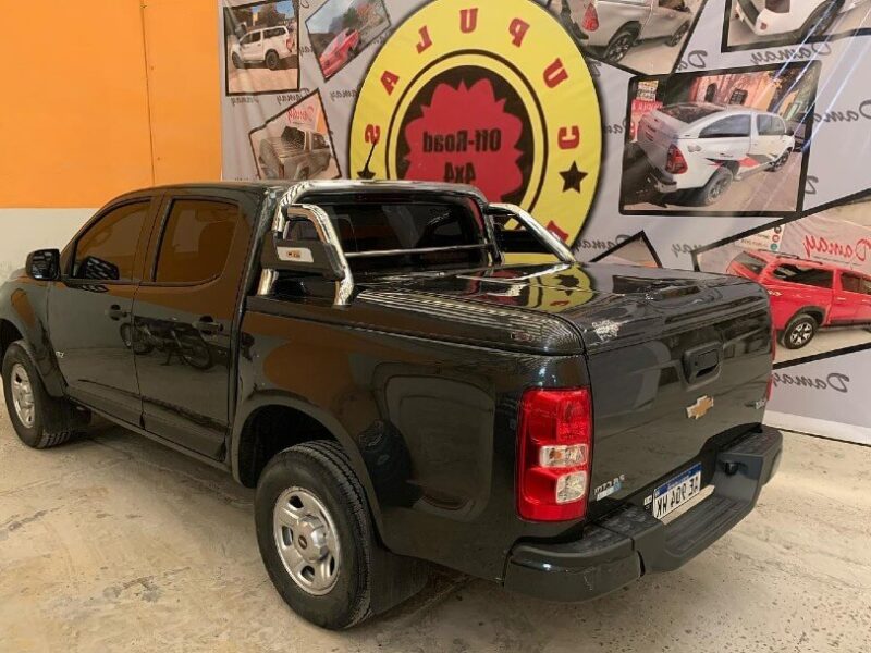 Tapa rigida para camioneta con barra antivuelco chevrolet S10