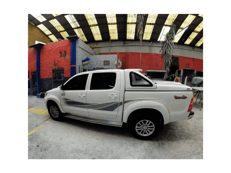 Tapa rigida con barra plástica toyota hilux 2005 2 (1) Tapa Rígida Toyota Hilux con Barra Plástica 2005/2015